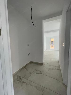 Apartament 2 camere - 80.000 euro - Zona Giroc - imagine 4