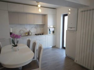 Închiriez duplex 3 camere sect 6 București 