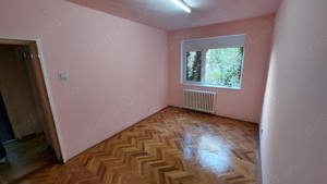 Proprietar vând apartament ultracentral 3 camere - imagine 3