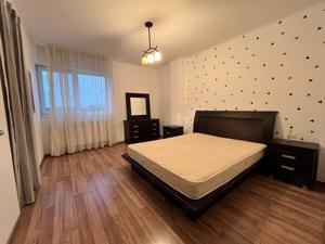 Apartament 3 camere - 700 Euro - Zona Soarelui  - imagine 5