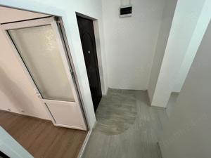 Apartament cu 3 camere etajul 1 str. MEDUZEI - imagine 11