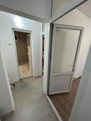 Apartament cu 3 camere etajul 1 str. MEDUZEI - imagine 18