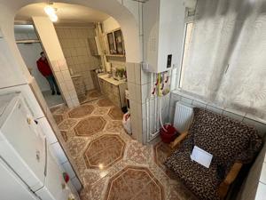 Apartament cu 3 camere etajul 1 str. MEDUZEI - imagine 2