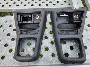 Consola centrala VW Tiguan panou central interior, original, stare foarte bună, etc; - imagine 2