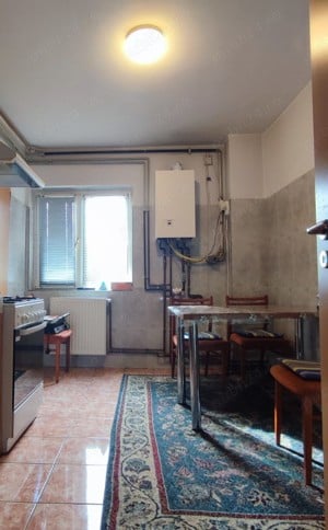 Vând apartament cu 4 camere - imagine 7