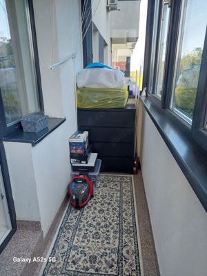 De vanzare apartament de 2 camere, mobilat si utilat complet, decomandat, scară supravegheata video  - imagine 9