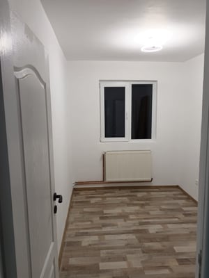 Apartament de vanzare zona micro 3 ,etj 3 ,recent renovat.. - imagine 2