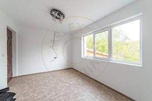 o% Comision Casa spatioasa cu priveliste -5 min Campulung-zona Bughea de sus! - imagine 15