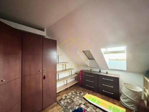 0% COM Apartament cu 3 camere, scara interioara, semineu | Favorit - imagine 9