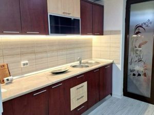 Apartament cu 3 camere, parter - zona Tiglina 2, CEC - imagine 2