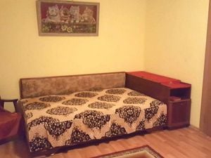 Apartament cu 2 camere, parter  - cartier Tiglina 1 - imagine 2