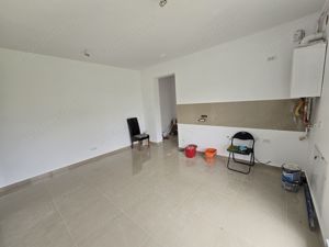 Apartament cu 3 camere. Gradina proprie. Bloc nou. Intre Eso si Hotel IQ. - imagine 7