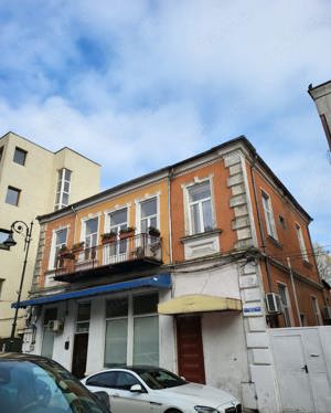 De vânzare: Duplex cu 4 camere parter+demisol 110 mp în zona centrală - Str Dragos Voda