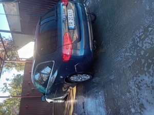 De vanzare Audi a4 b8  Capacitate motor 1968cm ,143cp,diesel,break,rulaj 256.008km,an 2011,cutie man - imagine 8