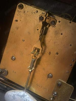 Ceas pendula semineu mecanic - imagine 2