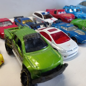 lot 14 mașinuțe, metal și plastic, second hand, pentru colecționari - imagine 3