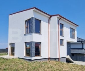 Exclusiv ! Casa individuala 120 mp , teren 464 mp suprafata plana, Dezmir 