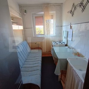 Apartament 2 camere ,an 1978  zona Lamaita Vest - imagine 6