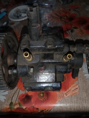 Vând pompa injecție injectoare peujeot boxer an 2005 și 2 cutii viteze peujeot boxer motor2l și 2.2l - imagine 3