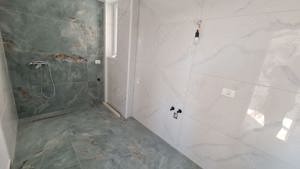 Vand apartament 3 camere in bloc nou zona Micalaca - ID : RH-40162-property - imagine 6