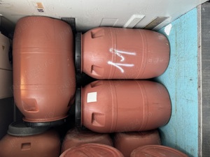 Vând butoaie 1000 L - imagine 2