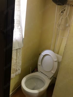 Podu Ros Dedeman, camera de camin - cu wc si dus - imagine 4