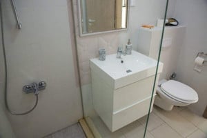 Apartament 1 camera (DECOMANDAT) in spatele hotelului Pleiada!