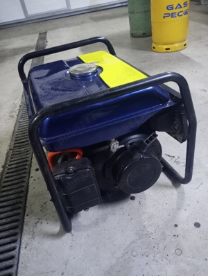 Generator curent electricitate benzina 2300W - imagine 5