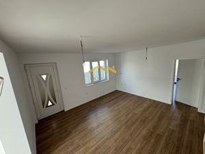 Bucovăț-Duplex P+E-4 Camere - imagine 12