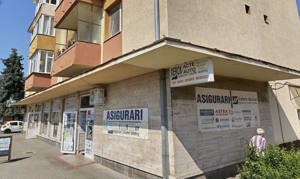 Inchiriez 3 spatii comerciale in Simeria Tel.  