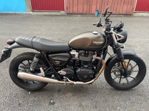 Moto Triumph Speed Twin 900 an 2023 in garantie ! - imagine 10