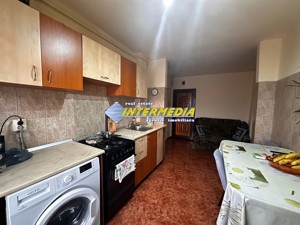 Apartament 2 camere decomandat Alba Sub Stadion 50 mp - imagine 2