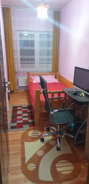  Apartament cu 3 camere, Zona Judetean - imagine 5