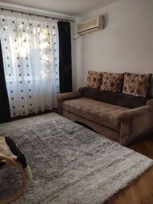 Închiriez apartament 2 camere zona ultracentrala, et 2