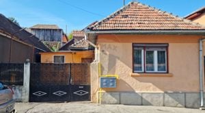 Casă 3 camere de vânzare în zona Mosnei str. Anton Pann - imagine 2