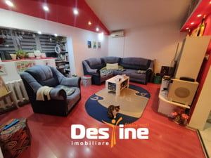 Apartament 3 camere 80 mp 2 BAI 3 balcoane MOBILAT și UTILAT - ZIMBRU