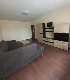 De închiriat apartament 3 camere Calea Aradului cu centrală 