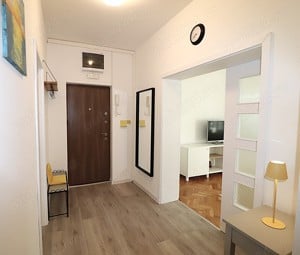 Apartament spatios, etajul 1, cu loc de parcare. Zona Take Ionescu. - imagine 4