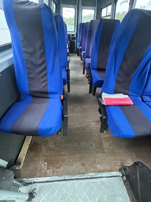 Vand microbuze marca Iveco - imagine 6