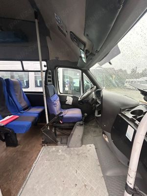 Vand microbuze marca Iveco - imagine 7