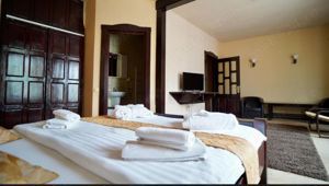 Ofer spre inchiriere HOTEL 10 CAMERE, DEVA - imagine 2