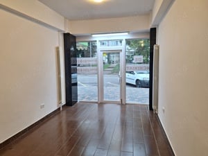 Inchiriez spatiu comercial ultracentral - vad comercial foarte bun - imagine 2