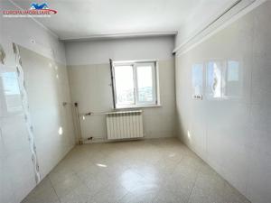 Apartament cu 2 camere de vanzare zona centrala Tulcea - imagine 6