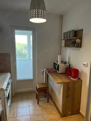 Închiriez apartament 2 camere  - imagine 3