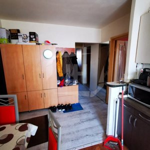 Apartament 3 camere, decomandat, etaj intermediar, zona Spitalului de Recuperare - imagine 5