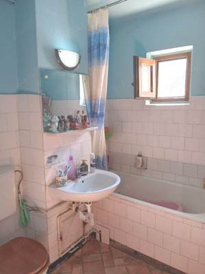 Apartament 4 camere etaj 3 in Valea Aurie - imagine 12