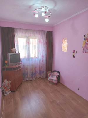 Apartament 4 camere etaj 3 in Valea Aurie - imagine 7