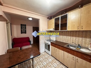 Vanzare Apartament 2 camere decomandat etaj 2 Alba Iulia zona Cetate Bulevard - imagine 20