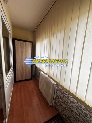 Vanzare Apartament 2 camere decomandat etaj 2 Alba Iulia zona Cetate Bulevard - imagine 12