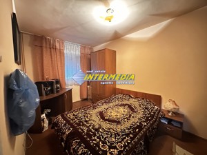 Vanzare Apartament 2 camere decomandat etaj 2 Alba Iulia zona Cetate Bulevard - imagine 7